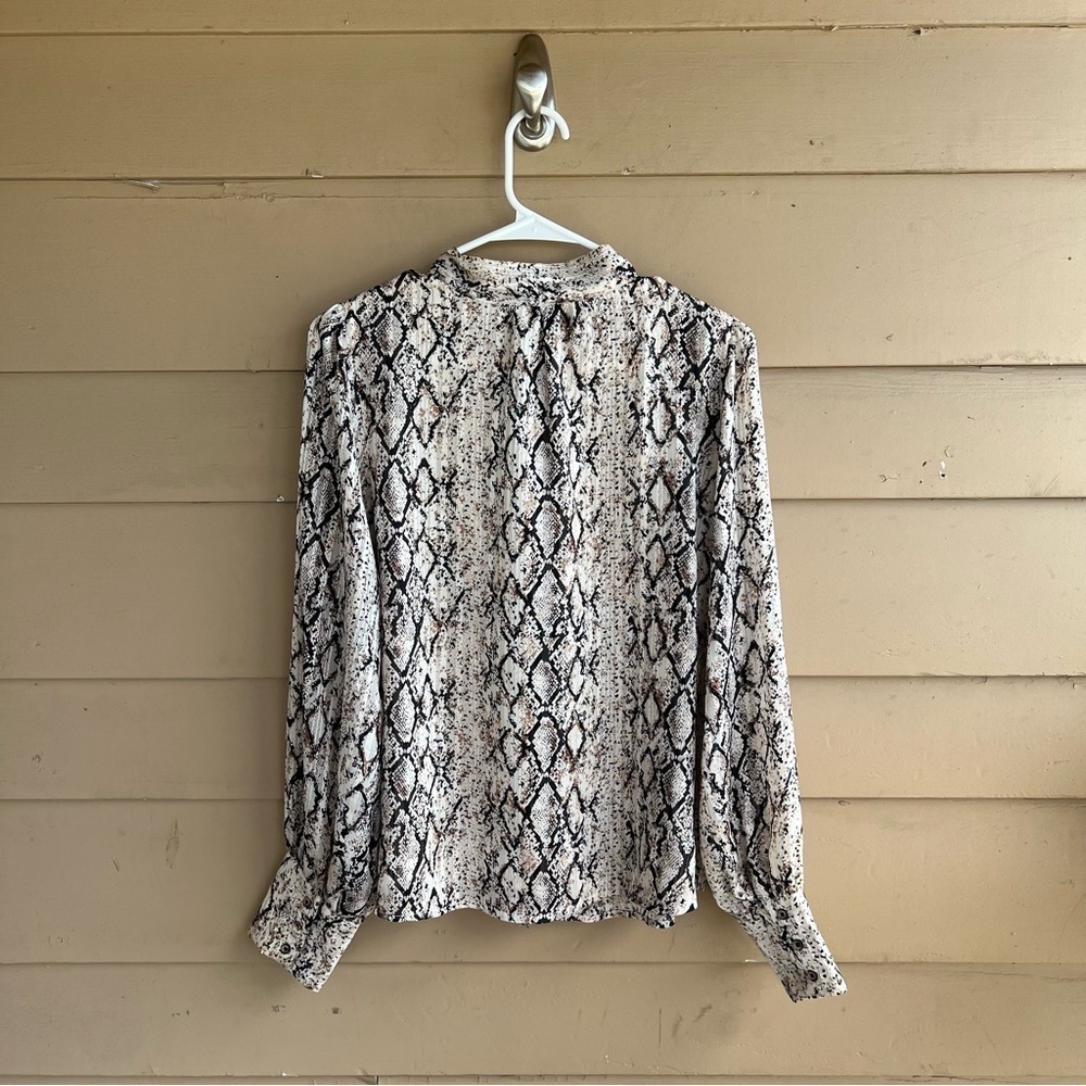 Joie Snakeskin Long Sleeve Button Down Blouse - Size M - Office Career Modest - Picture 5 of 7